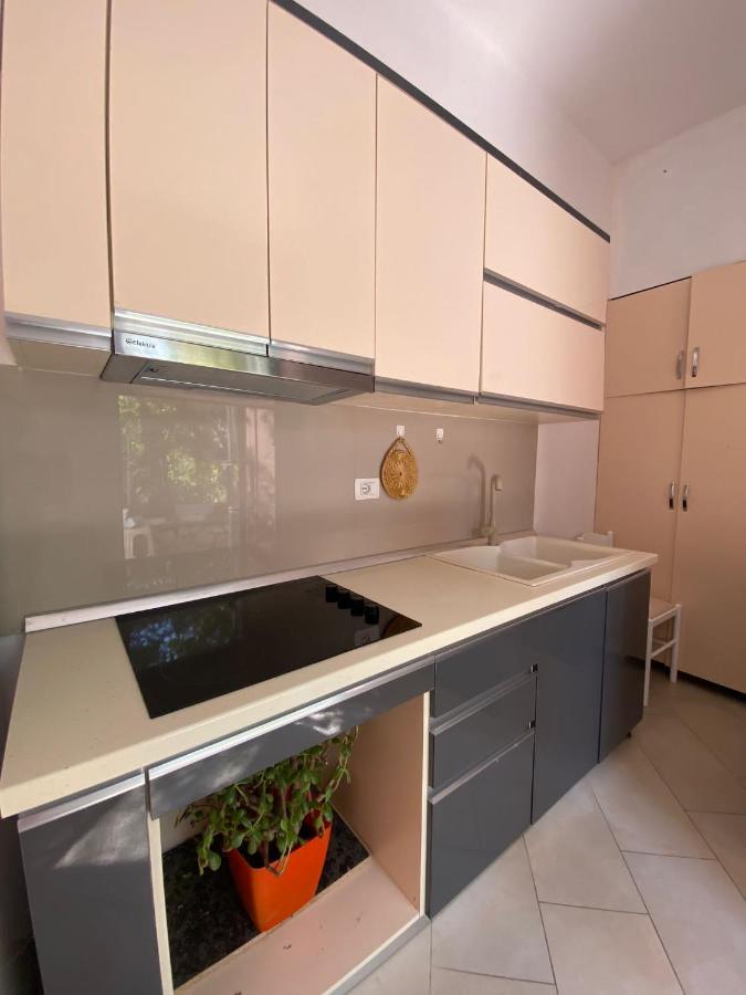 Eri Apartament ヒマラ エクステリア 写真